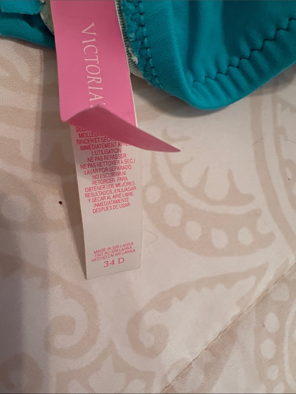 Victoria’s Secret bikini top - Picture 4 of 4